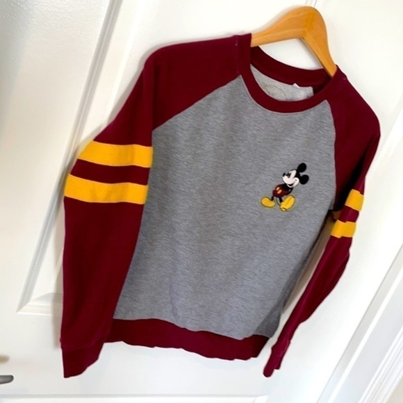 DISNEY | DISNEY SIZE SMALL MICKEY MOUSE CREWNECK SWEATSHIRT. - Picture 6 of 7